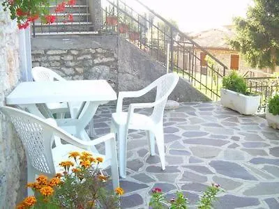 Nette Einzimmerwohnung Im Casa Mary, Mit Seeblick, Terrasse Und Garten Apartment Sommavilla